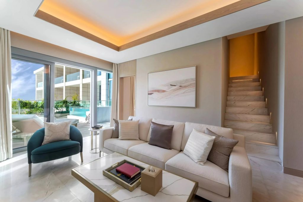 Five_Luxe_Sensoria_b25fb7d0_2
