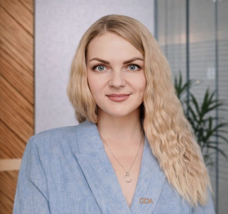 MBL_Royal_81d569b7_2