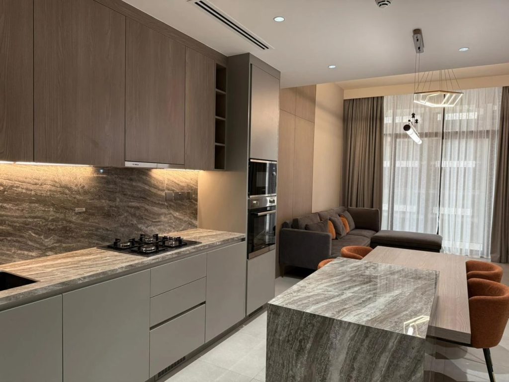 Westwood_Grande_2_419cbea2_3